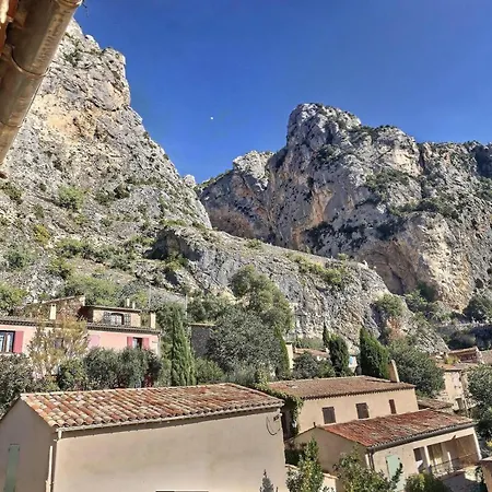 Vue Sur Les Toits, Lumineux #2 * Moustiers-Sainte-Marie